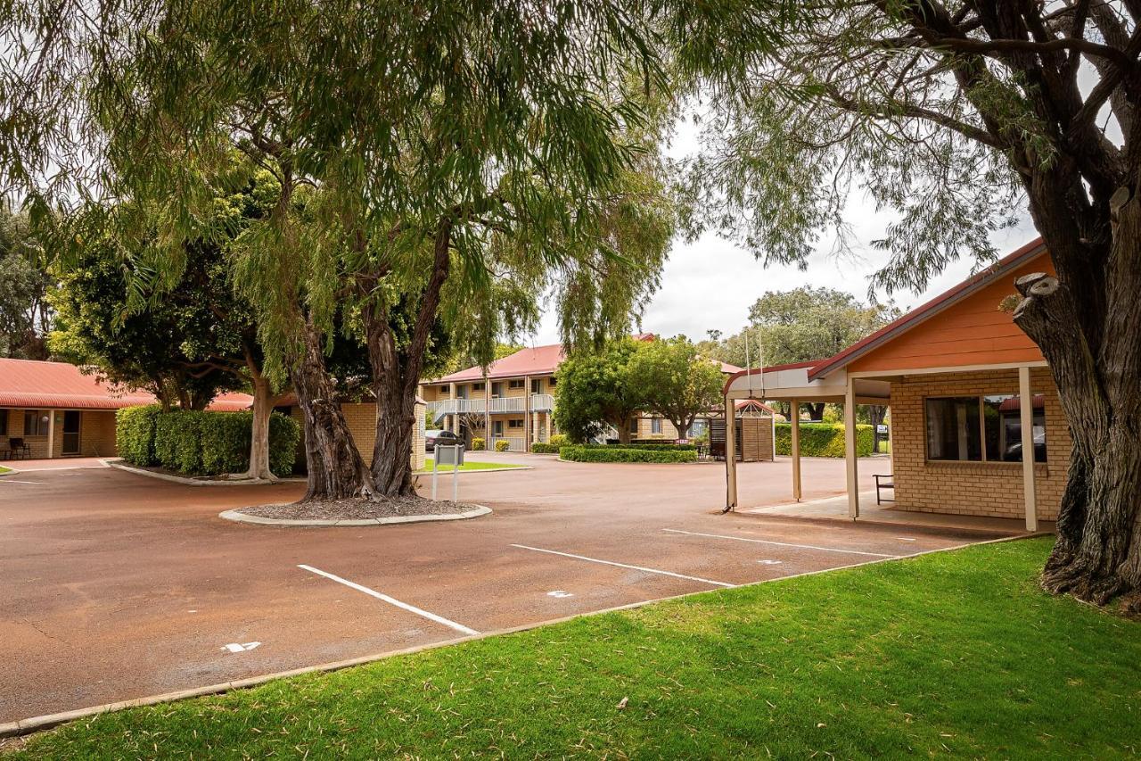 Busselton Villas And Glamping Village Exterior photo