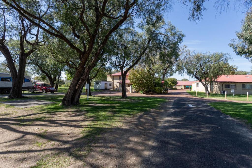 Busselton Villas And Glamping Village Exterior photo