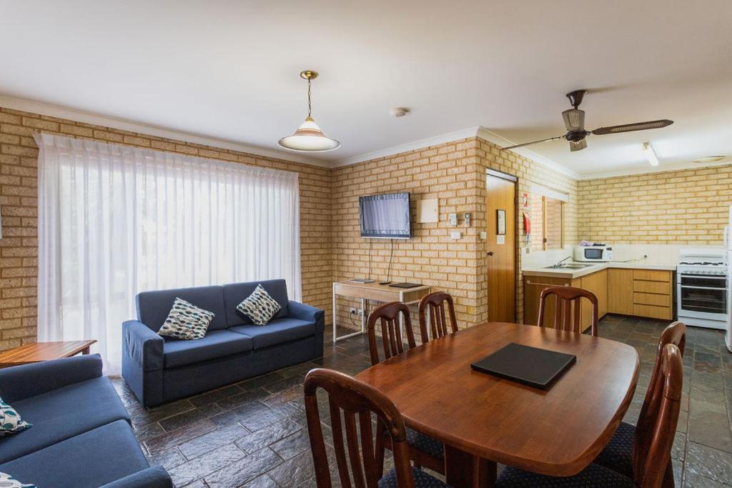 Busselton Villas And Glamping Village Exterior photo