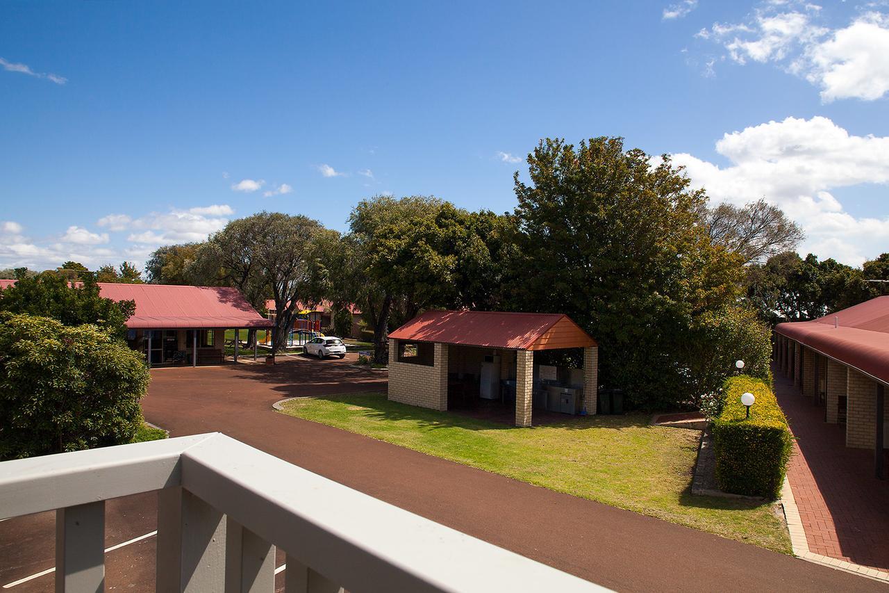 Busselton Villas And Glamping Village Exterior photo